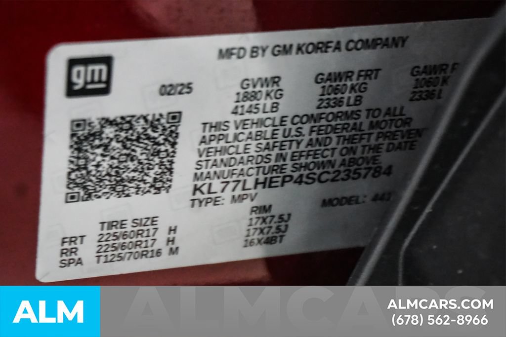 Used 2025 Chevrolet Trax LT FWD image 57