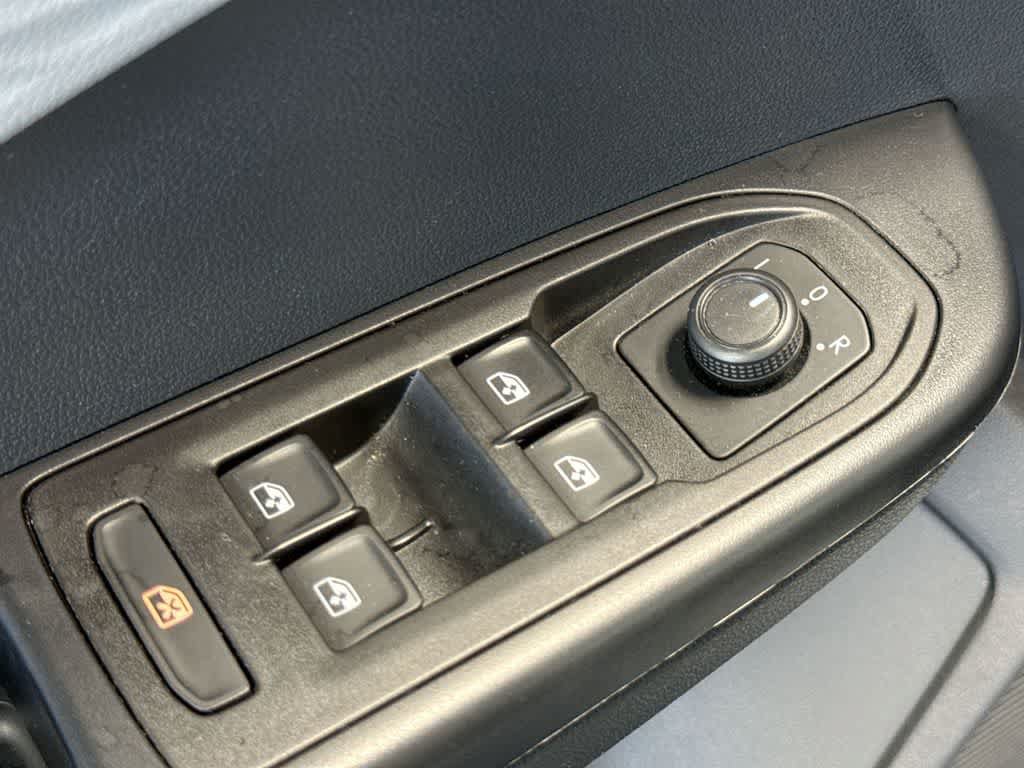 Used 2023 Volkswagen Taos S FWD image 21