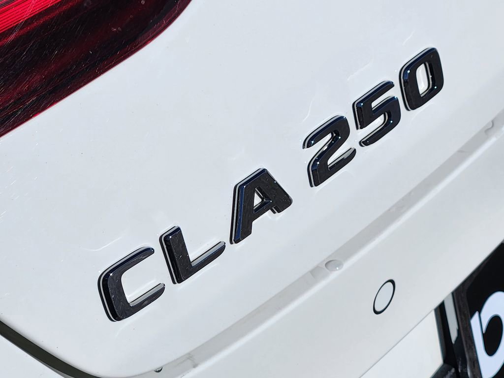 Used 2025 Mercedes-Benz CLA 250 4MATIC image 31