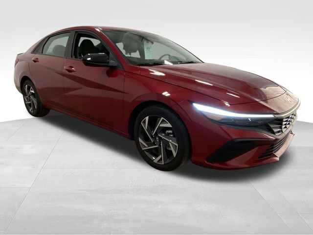 Certified 2025 Hyundai Elantra Sport image 5