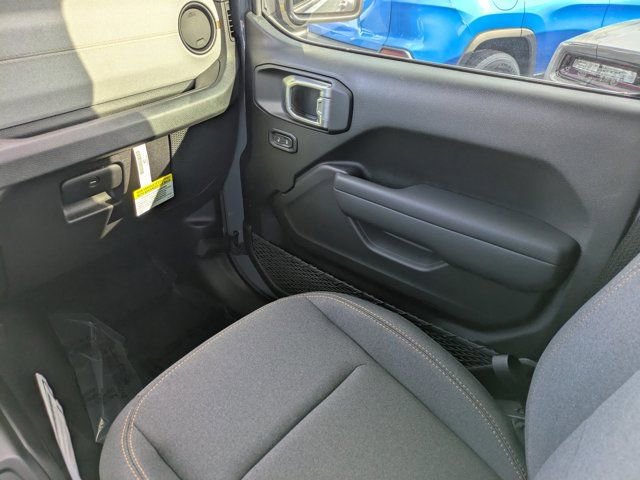 New 2026 Jeep Gladiator Sport image 14