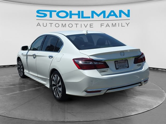 Used 2017 Honda Accord Touring image 7