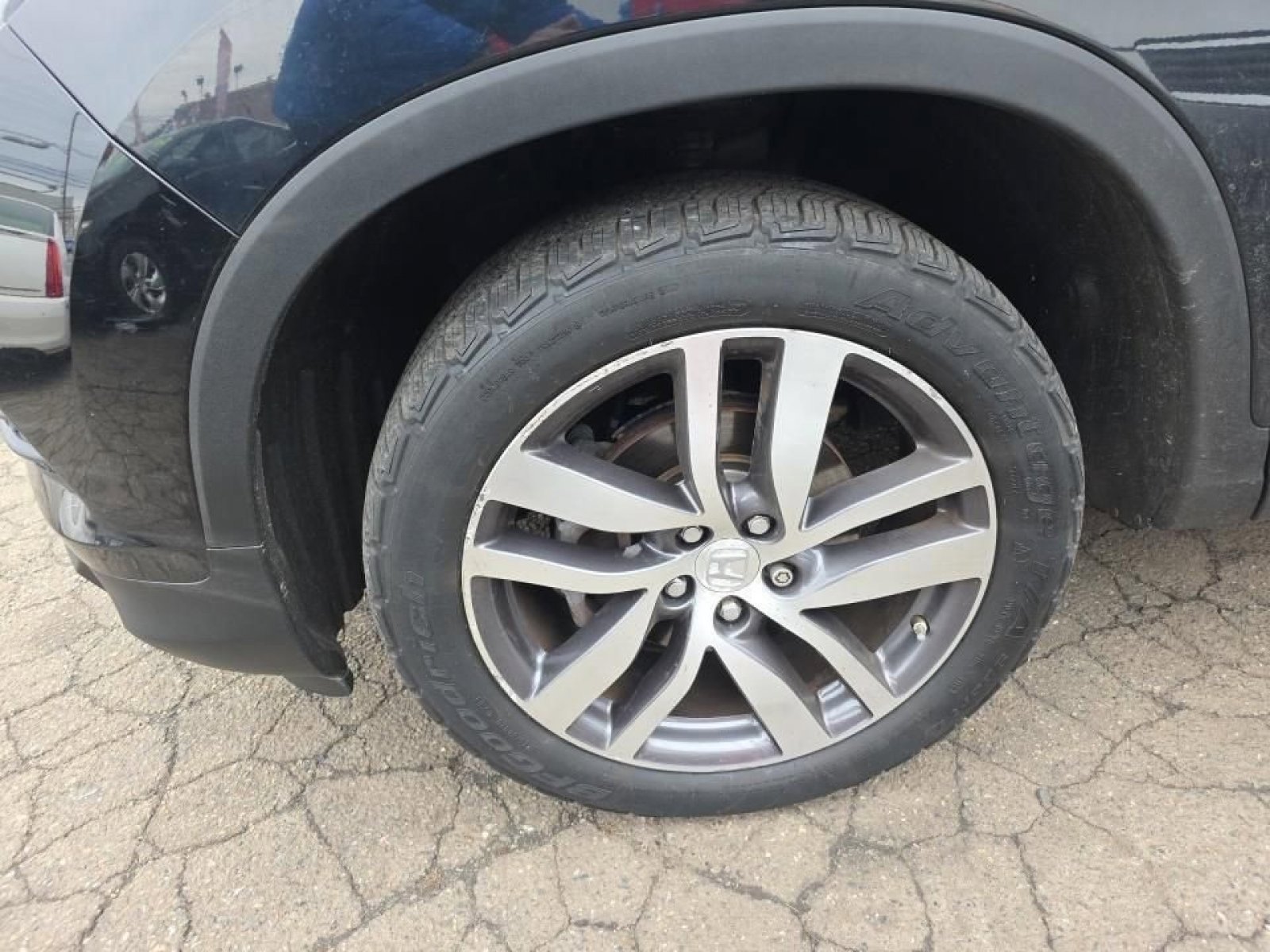 Used 2016 Honda Pilot Touring image 37