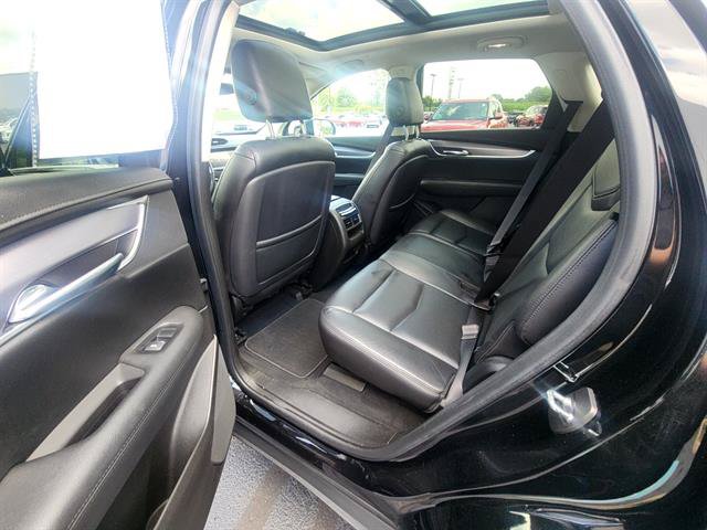 Used 2018 Cadillac XT5 Premium Luxury w/ LPO, Black Ice Package AWD/4WD image 16