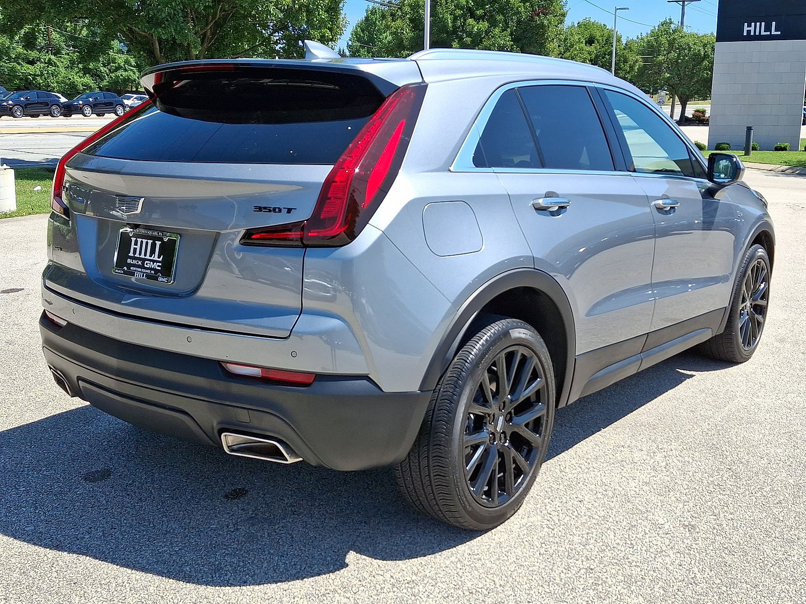Used 2023 Cadillac XT4 Luxury w/ LPO, Onyx Lite Package AWD/4WD image 25