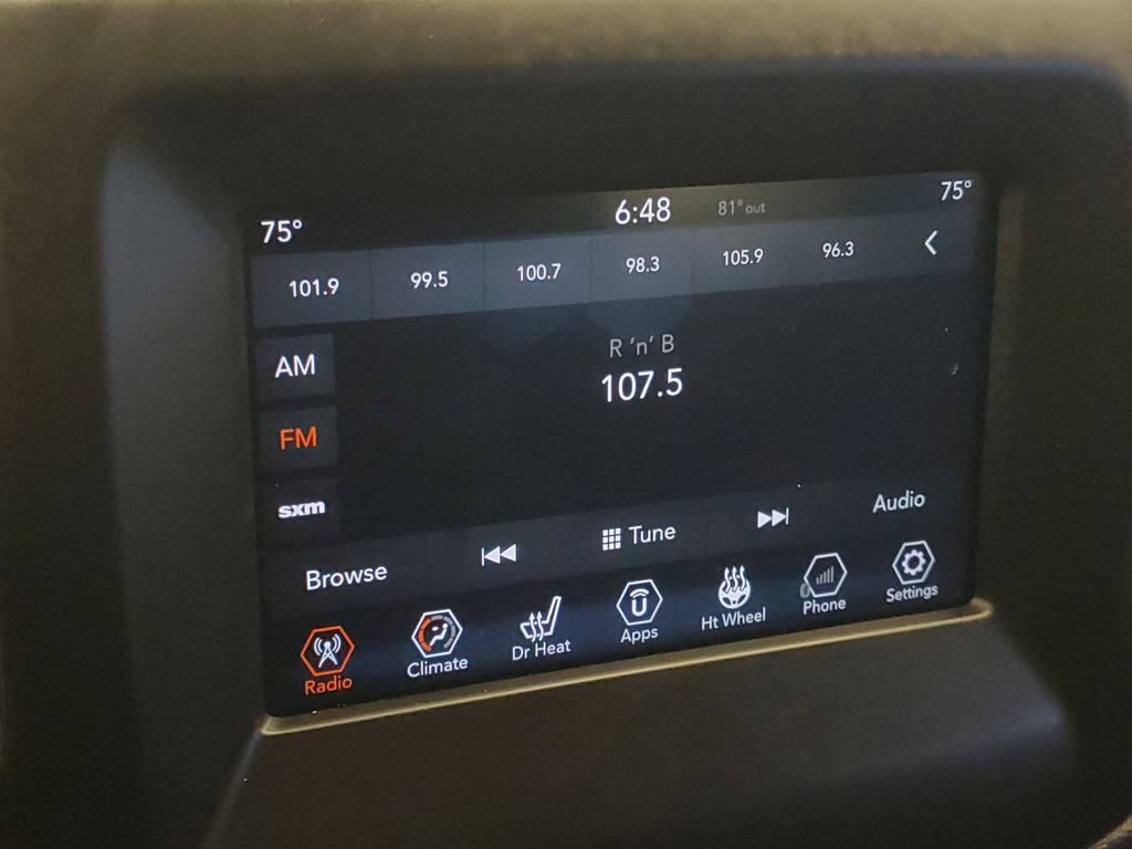 Used 2017 Jeep Compass Latitude w/ Popular Equipment Group AWD/4WD image 19