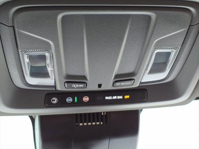 Used 2025 Chevrolet Silverado 1500 Custom AWD/4WD image 19