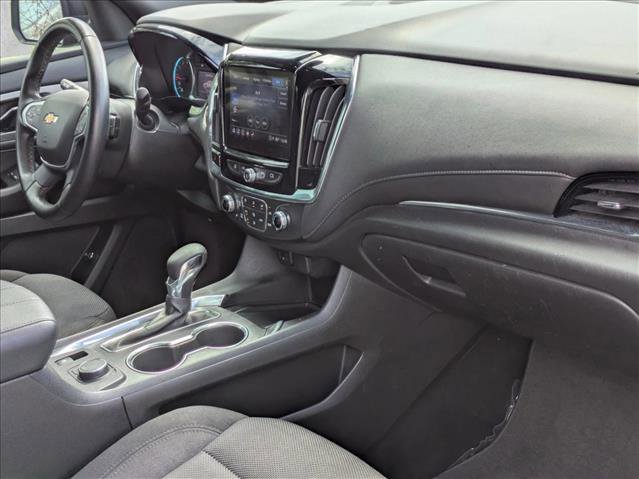 Used 2023 Chevrolet Traverse LT image 21