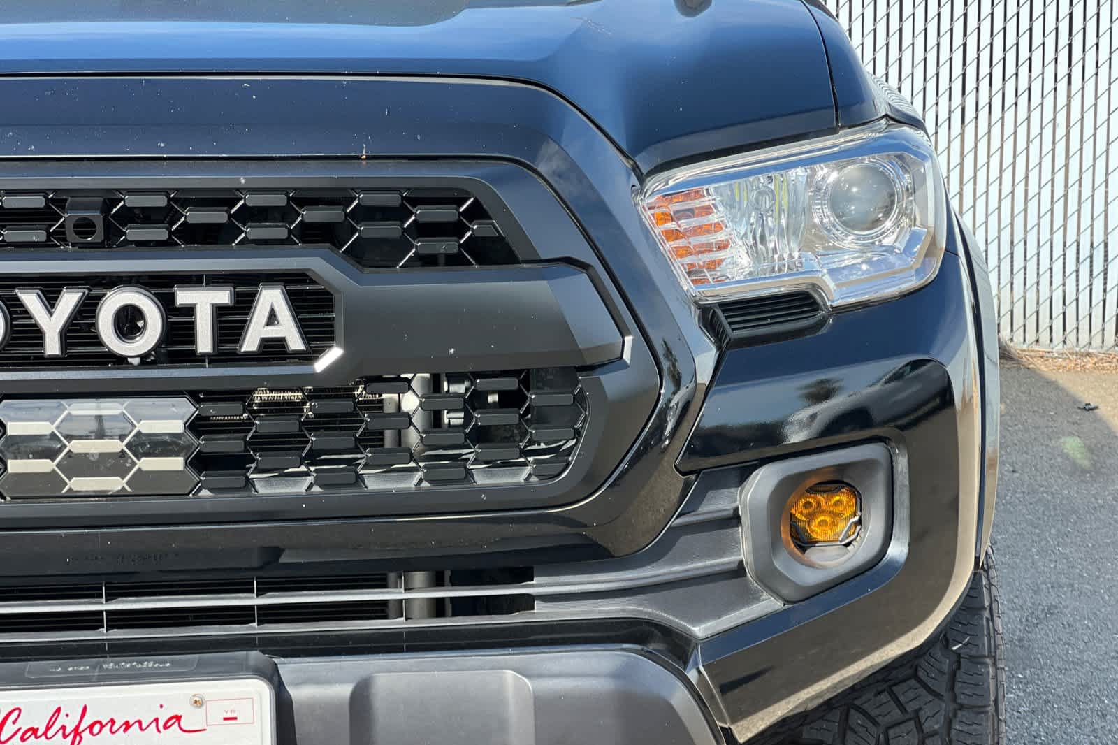 Used 2021 Toyota Tacoma SR5 w/ Technology Package AWD/4WD image 14