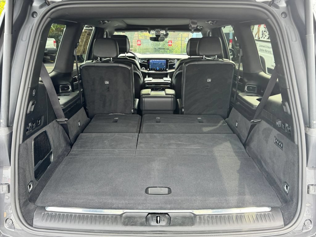 Used 2022 Jeep Grand Wagoneer Series I AWD/4WD image 19