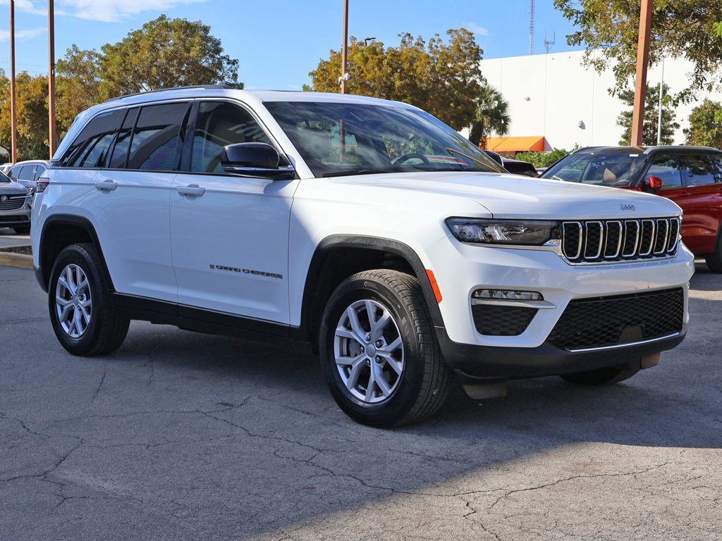 Used 2022 Jeep Grand Cherokee Limited w/ Trailer Tow Prep Group (B) image 60