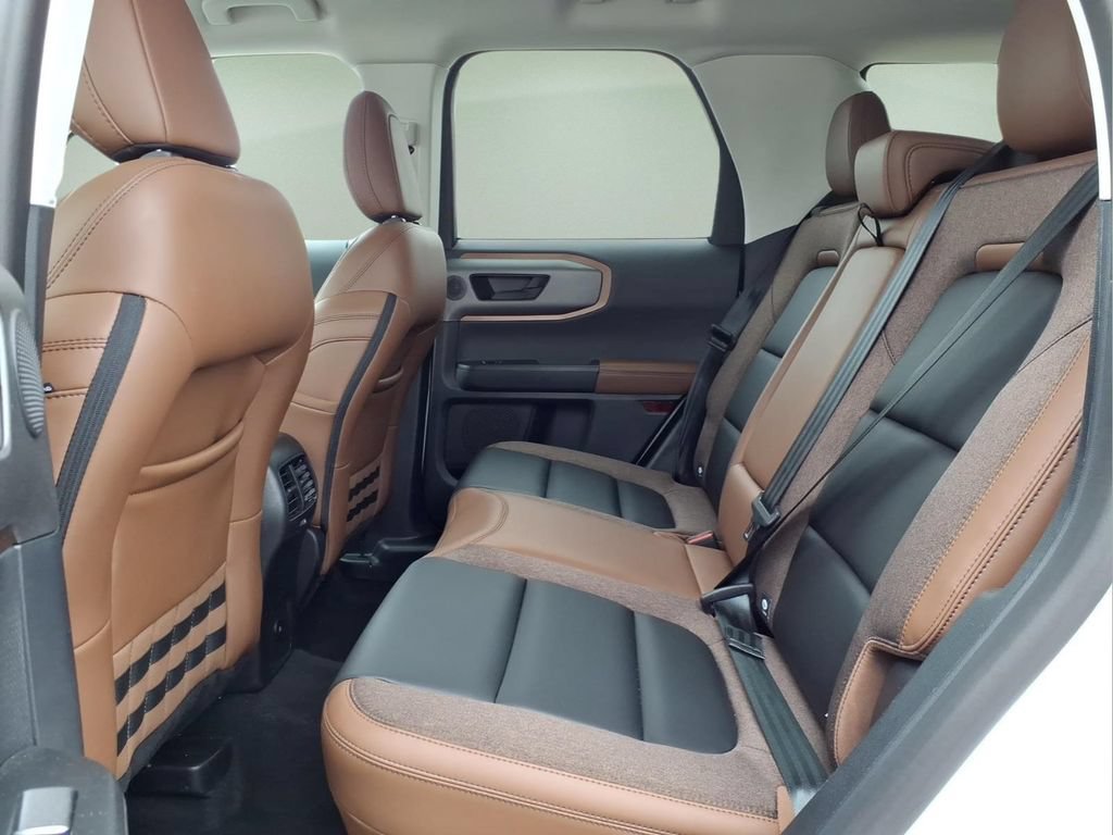 Used 2025 Ford Bronco Sport Outer Banks w/ Outer Banks Tech Package+ AWD/4WD image 18