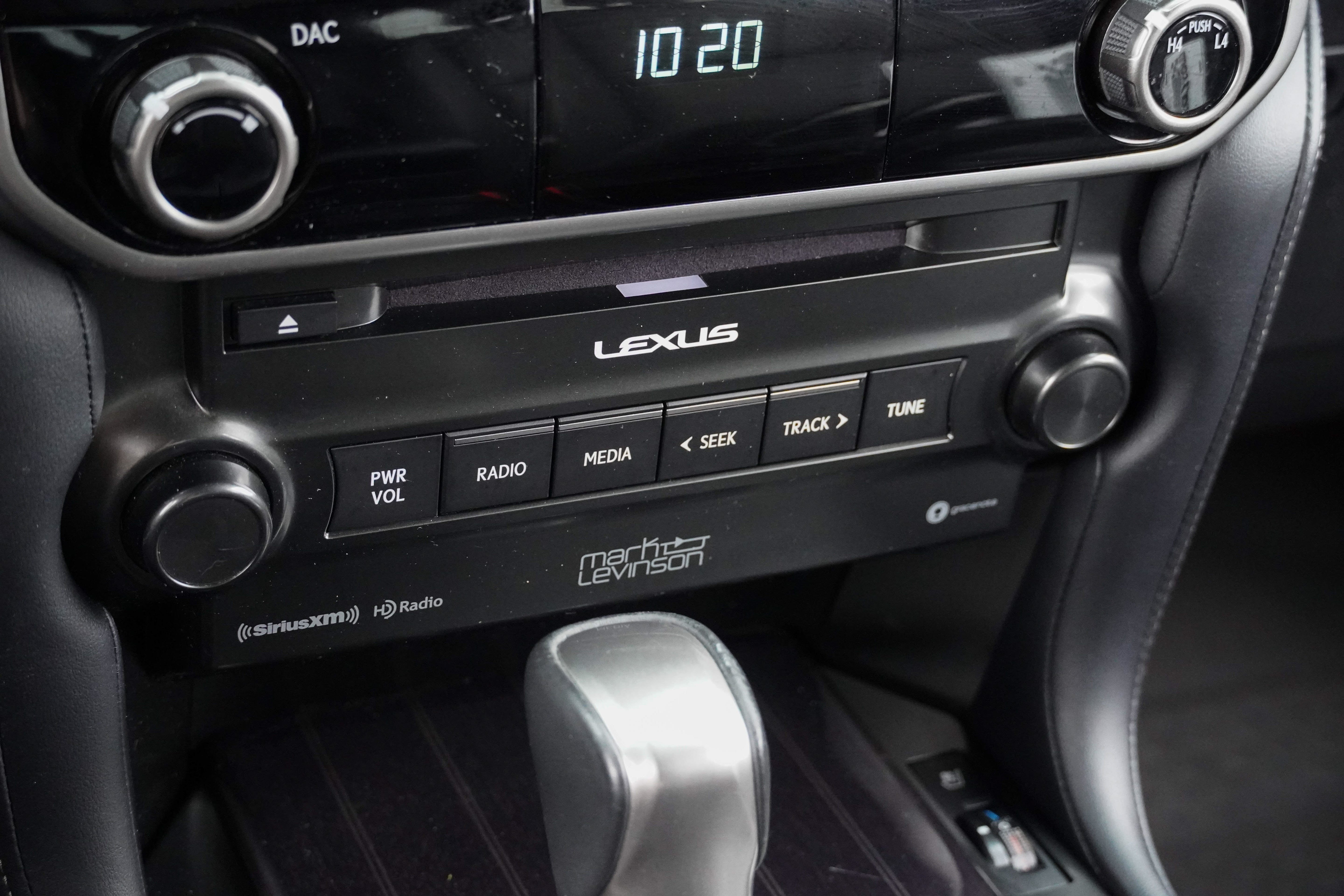 Used 2022 Lexus GX 460 Premium w/ Accessory Package AWD/4WD image 27