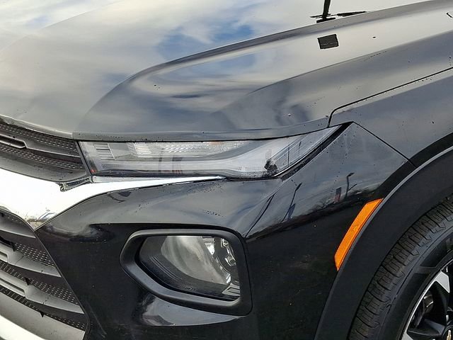 Used 2023 Chevrolet TrailBlazer LT w/ Convenience Package AWD/4WD image 9