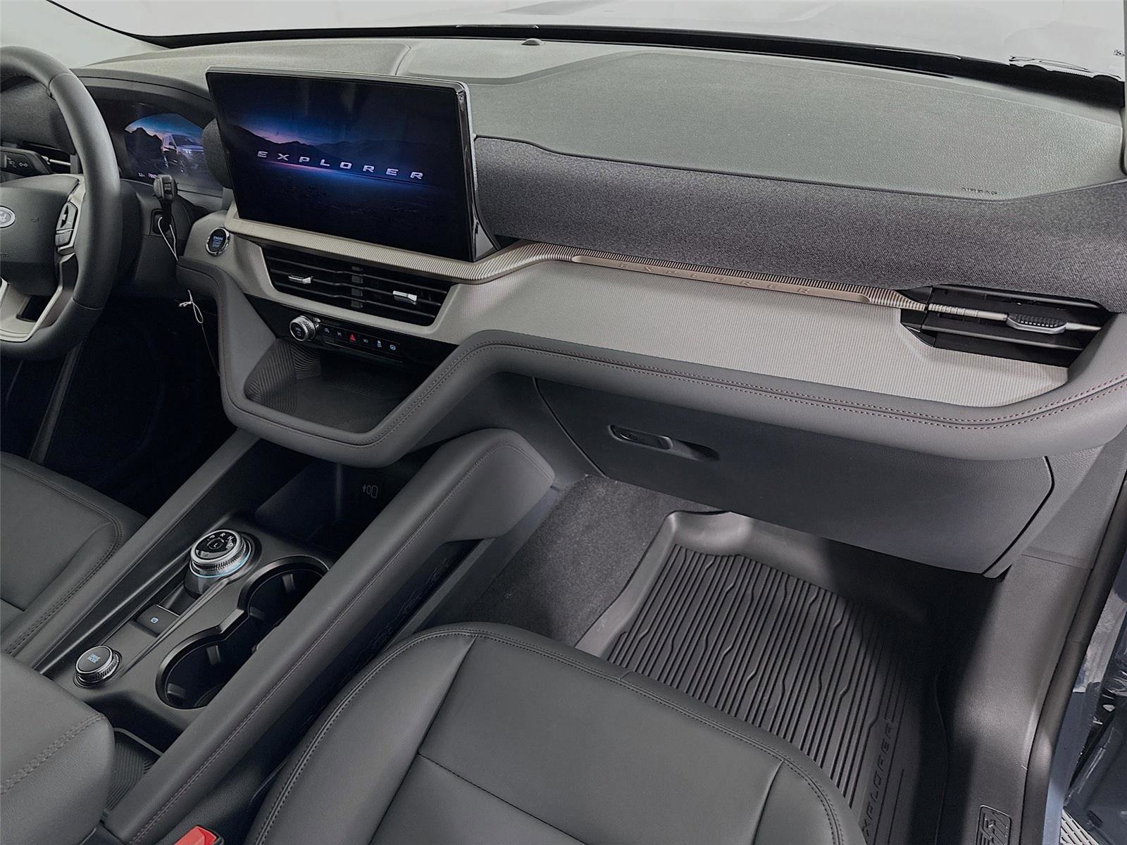New 2026 Ford Explorer Active w/ Active Comfort Package image 31