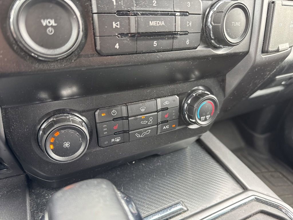 Used 2020 Ford F150 XLT w/ Equipment Group 302A Luxury AWD/4WD image 15