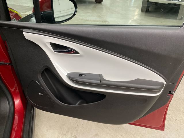 Used 2013 Chevrolet Volt Premium w/ Premium Trim Package FWD image 26