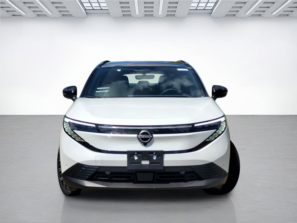 New 2026 Nissan Leaf Platinum+ w/ Cargo Package (Platinum+) FWD image 2
