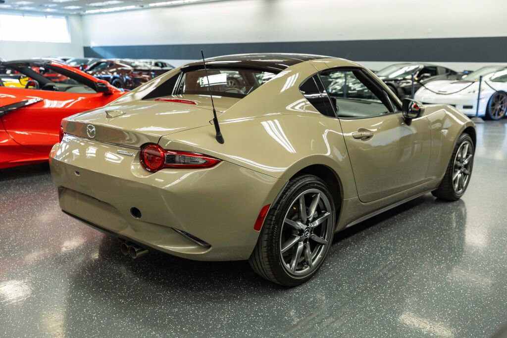 Used 2023 MAZDA MX-5 Miata Grand Touring RWD image 5