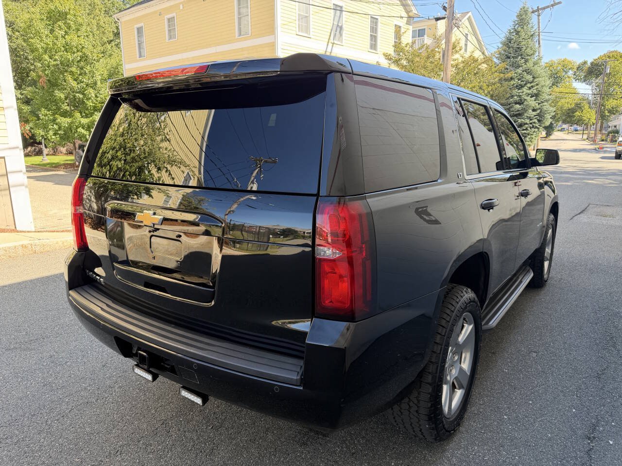 Used 2019 Chevrolet Tahoe LT AWD/4WD image 6