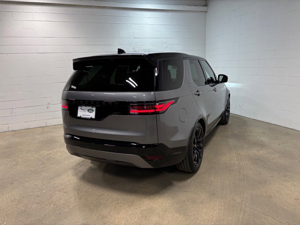 New 2025 Land Rover Discovery Dynamic SE AWD/4WD image 7