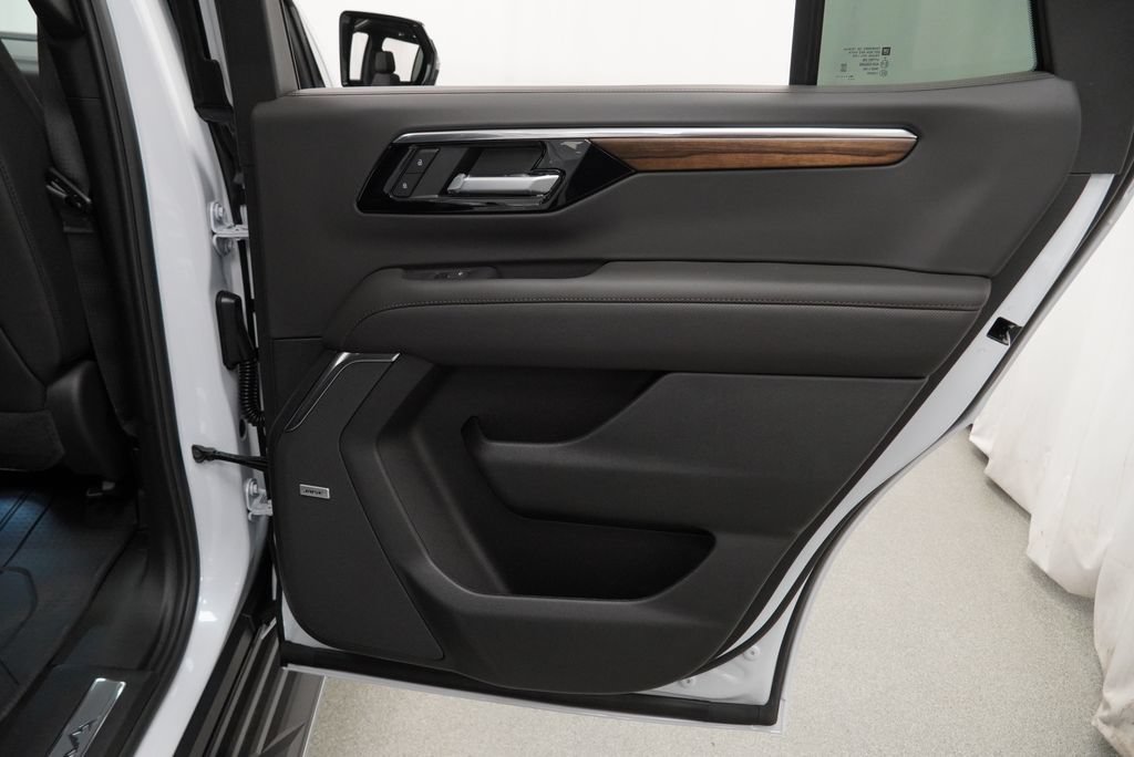 New 2026 Chevrolet Tahoe High Country w/ Sun And Tow Package AWD/4WD image 29