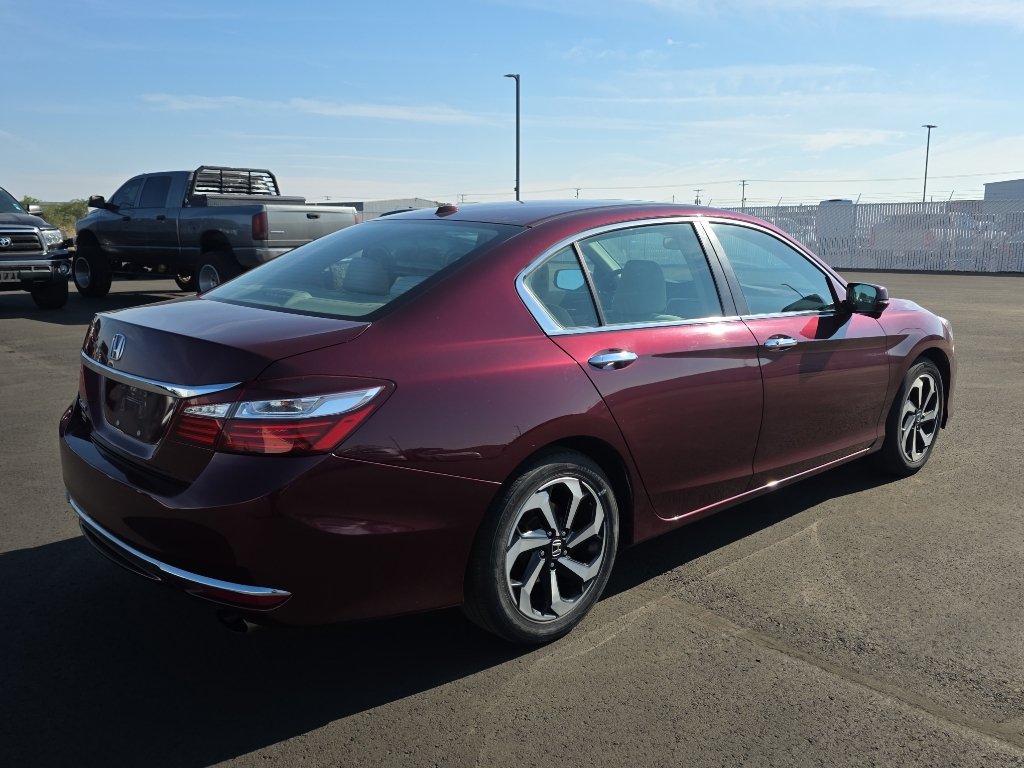 Used 2016 Honda Accord EX image 8