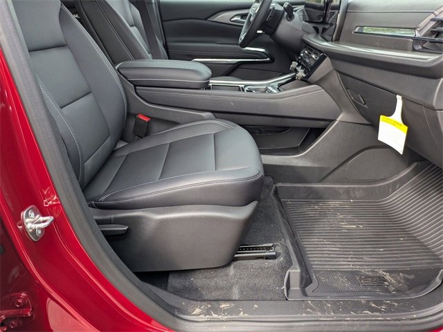 New 2026 Chevrolet Traverse LT w/ Driver Confidence Package image 39