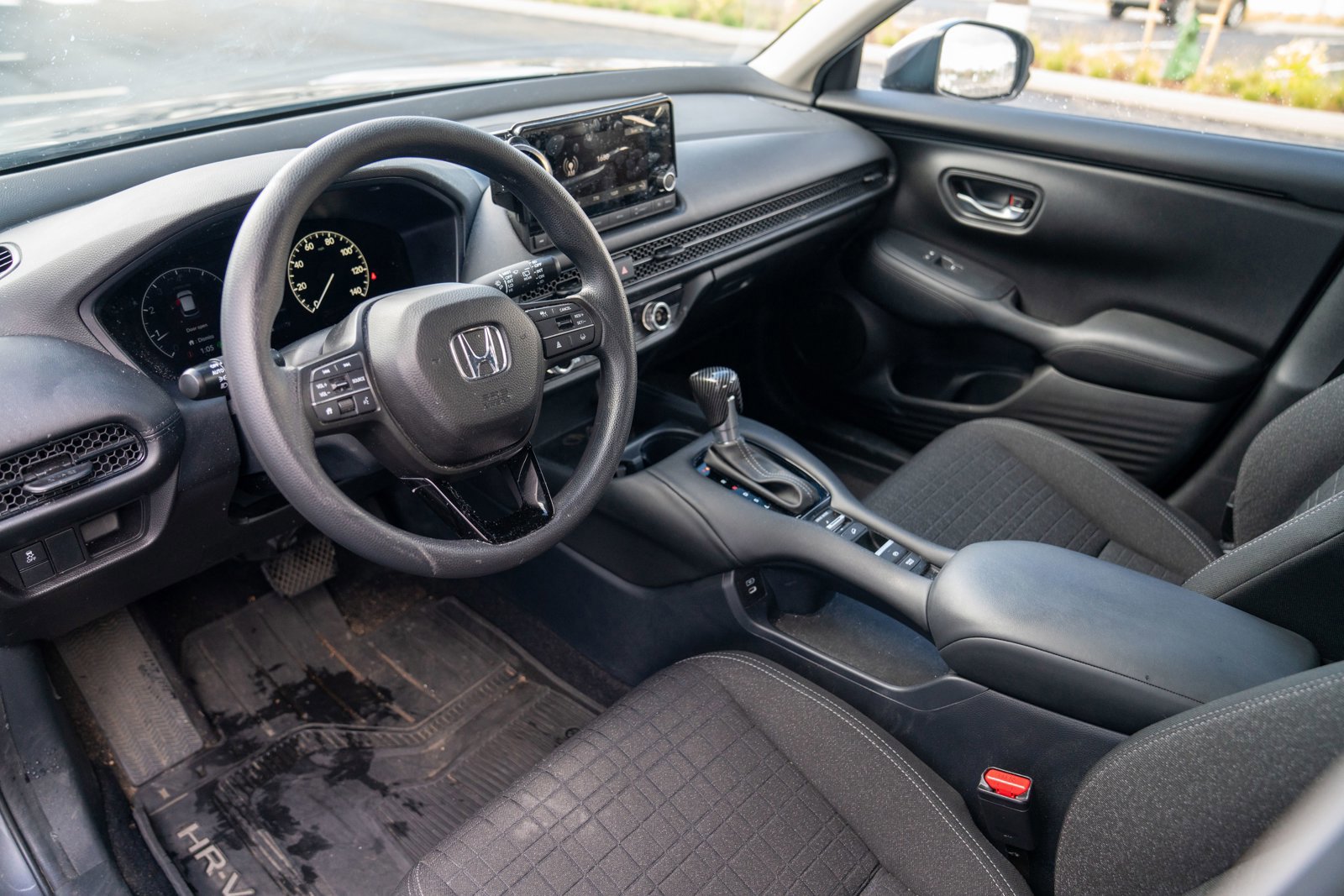 Used 2024 Honda HR-V LX image 4