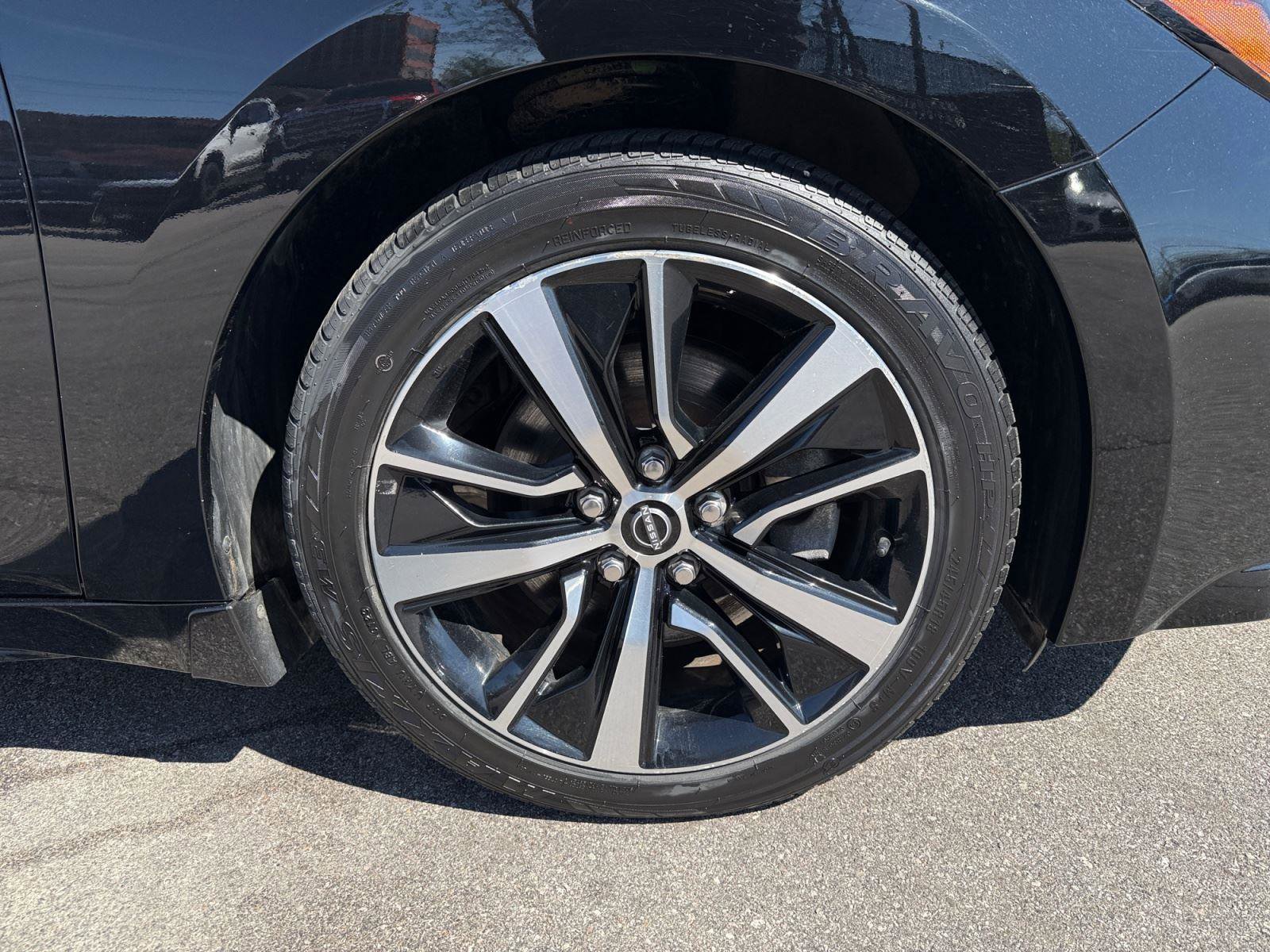 Used 2023 Nissan Maxima SL image 30