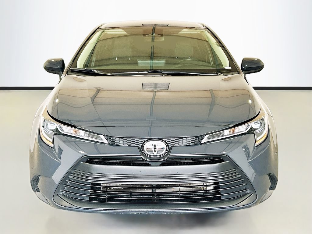 Used 2026 Toyota Corolla LE FWD image 2