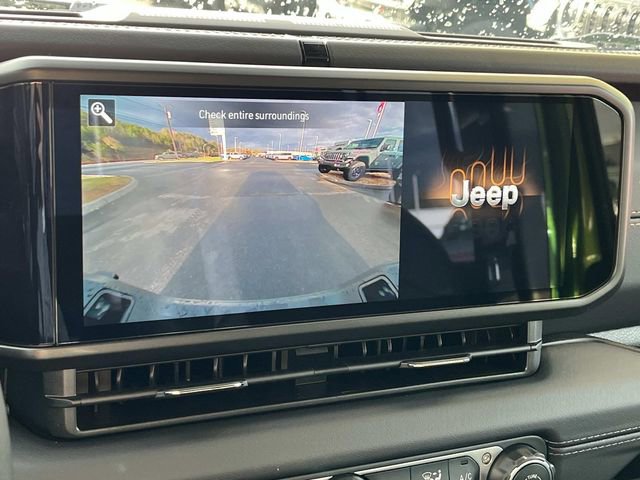 New 2025 Jeep Gladiator High Tide image 29