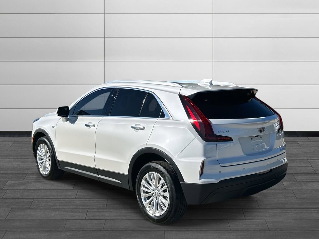 Certified 2024 Cadillac XT4 Luxury w/ Cold Weather Package image 3