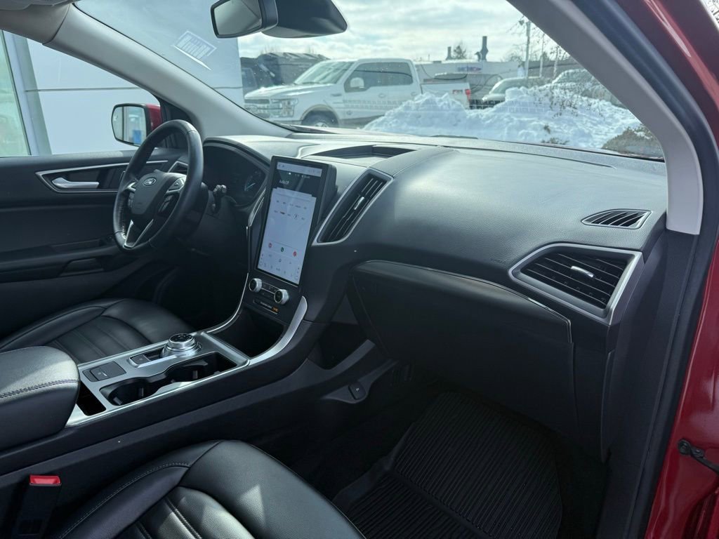 Used 2022 Ford Edge SEL w/ Convenience Package image 27