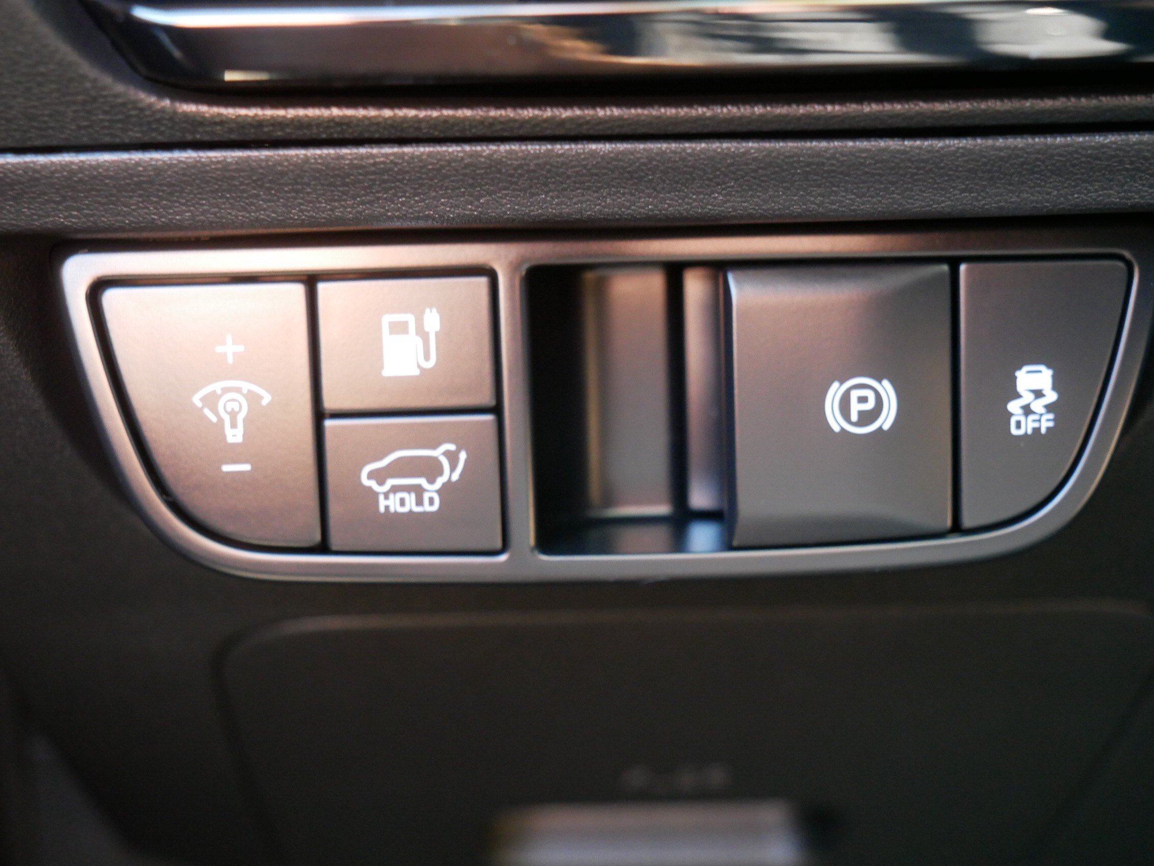 Certified 2025 Kia EV6 Wind AWD/4WD image 26