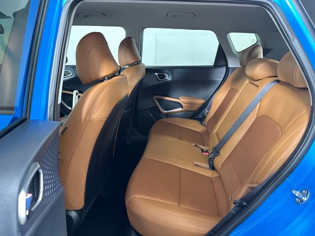 Used 2025 Kia Soul EX image 25