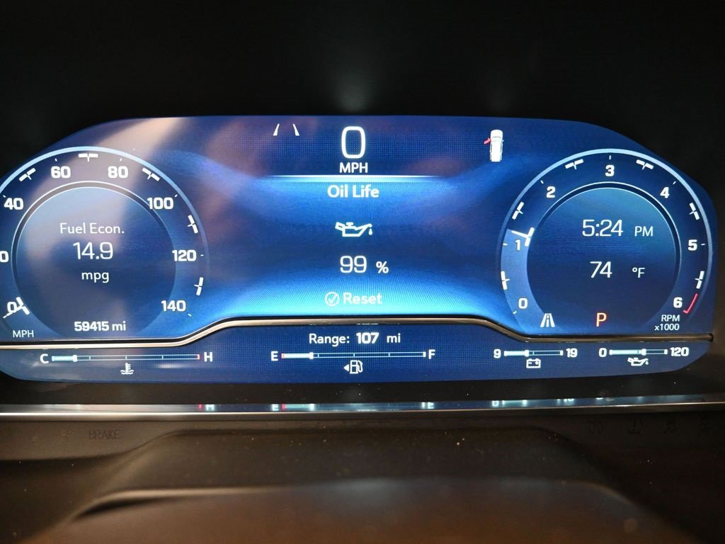 Used 2024 Chevrolet Suburban LT image 14