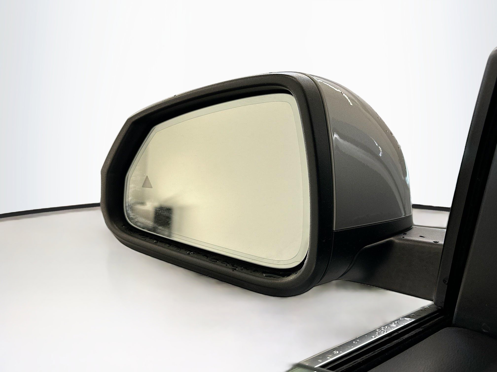 Used 2025 BMW X1 xDrive28i AWD/4WD image 16