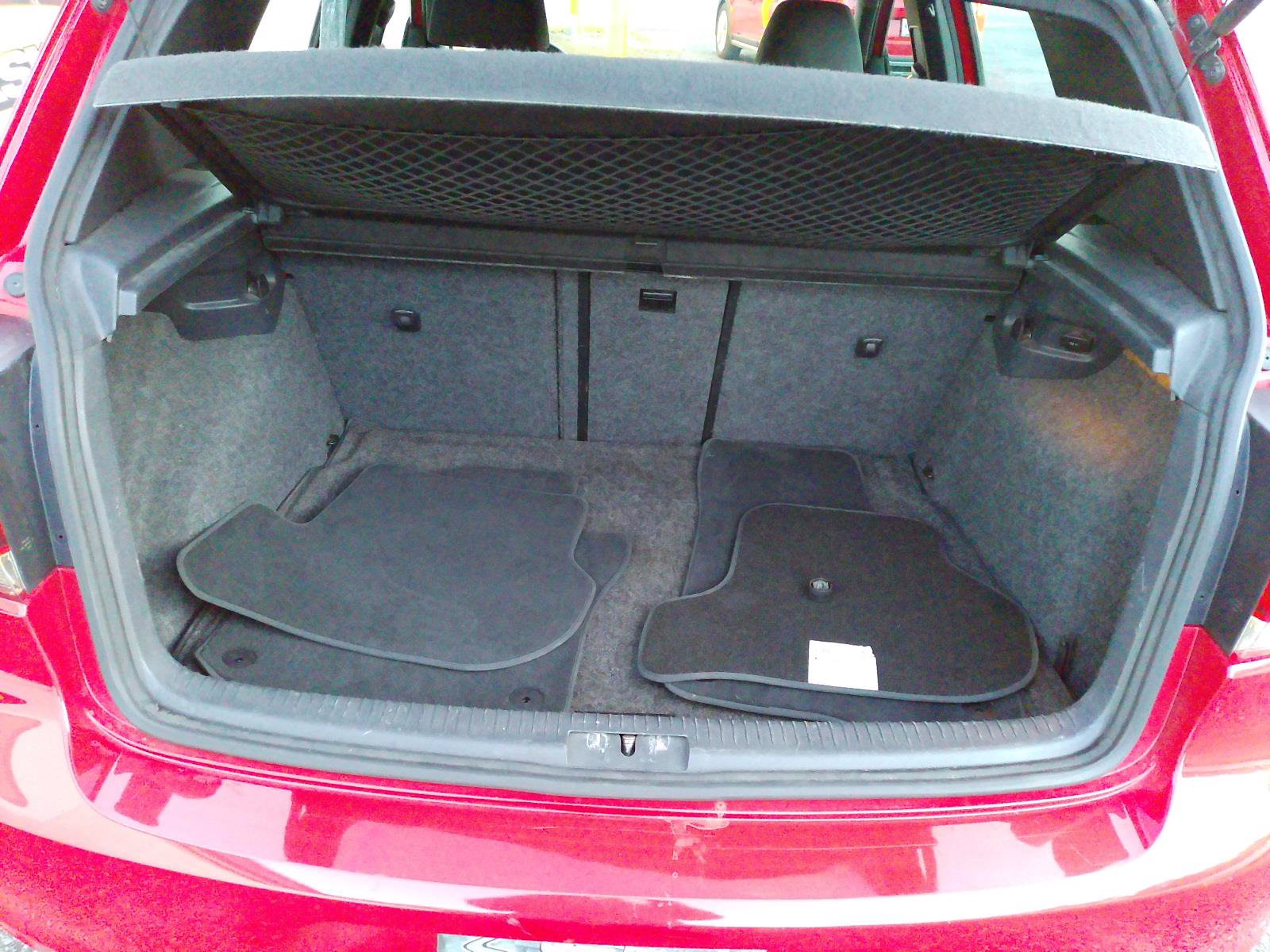 Used 2012 Volkswagen GTI 4-Door FWD image 37