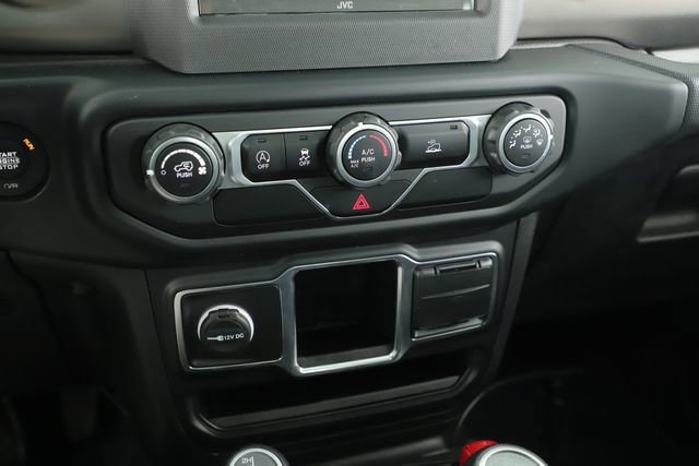 Used 2020 Jeep Gladiator Sport w/ Trailer Tow Package AWD/4WD image 16