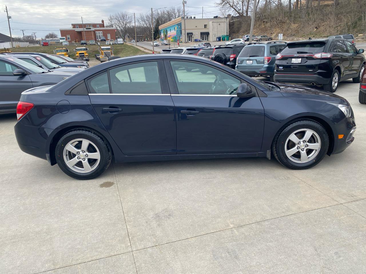 Used 2016 Chevrolet Cruze LT image 5