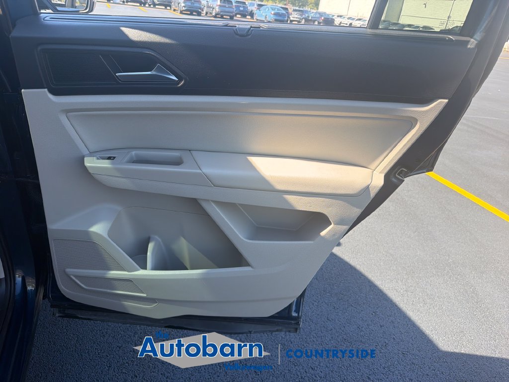 Certified 2020 Volkswagen Atlas SE w/ Panoramic Sunroof Package AWD/4WD image 25