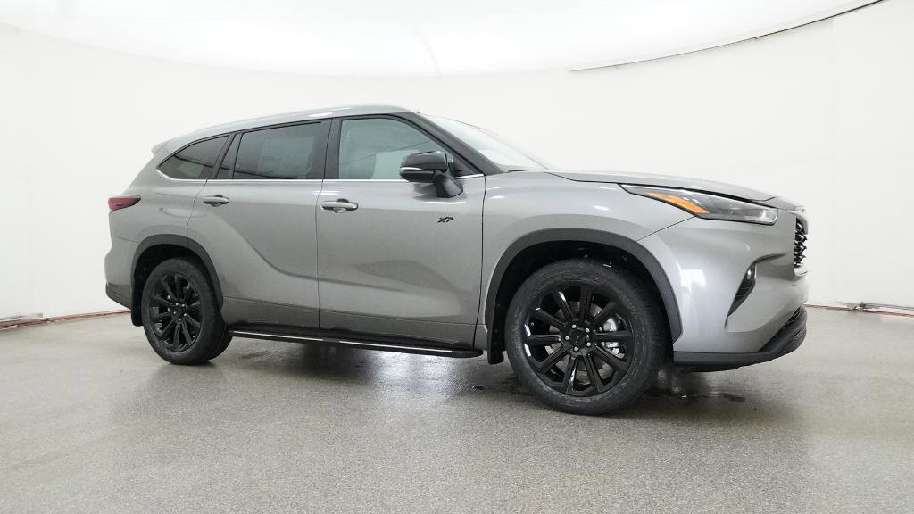 New 2025 Toyota Highlander XLE image 31