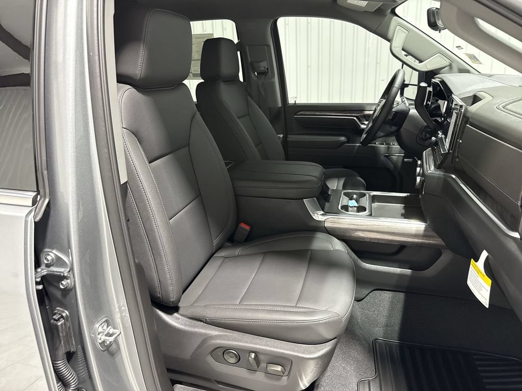 New 2026 Chevrolet Silverado 2500 LTZ w/ LTZ Texas Edition AWD/4WD image 29