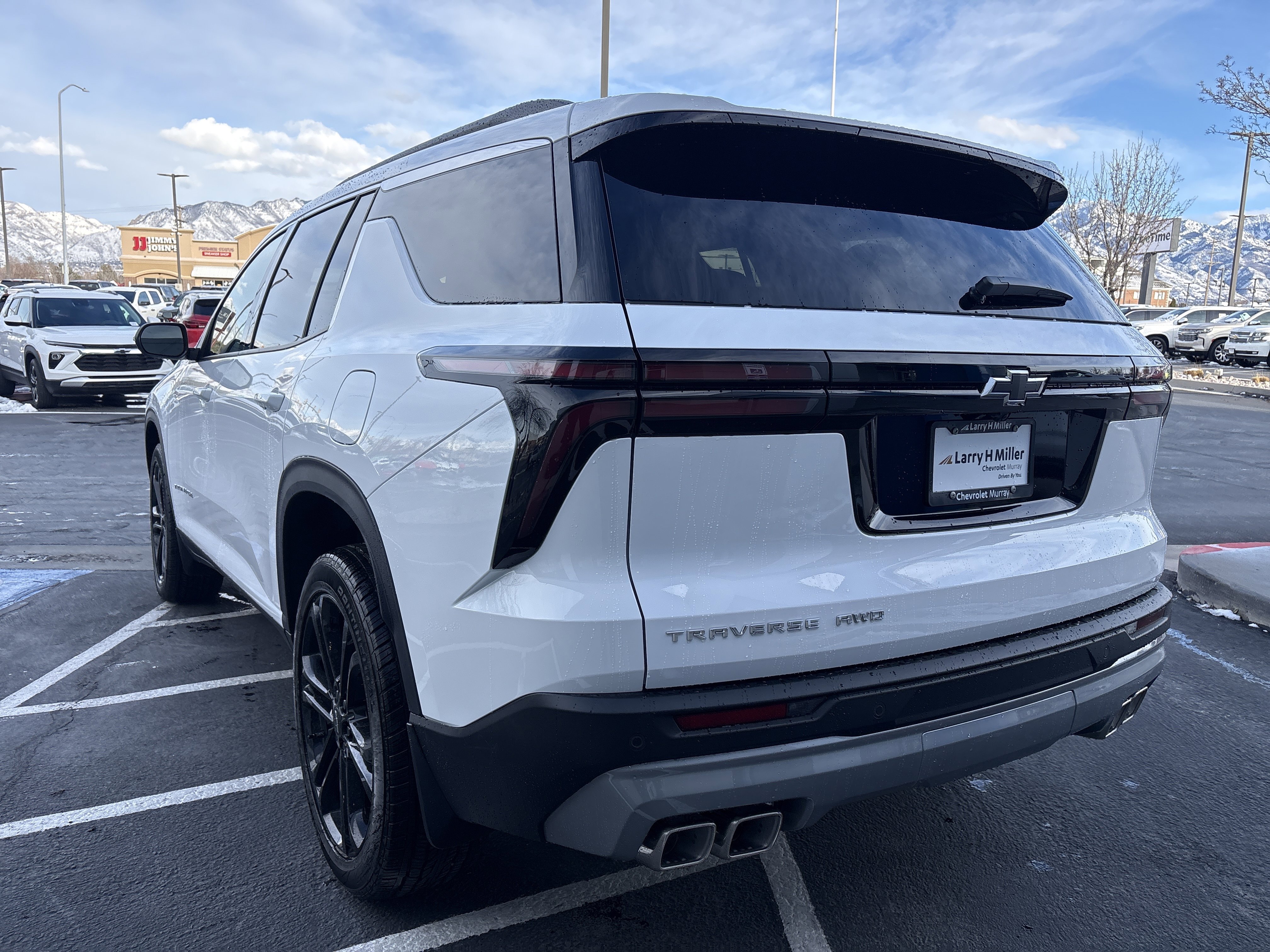 New 2026 Chevrolet Traverse LT w/ LPO, Floor Liner Package AWD/4WD image 3