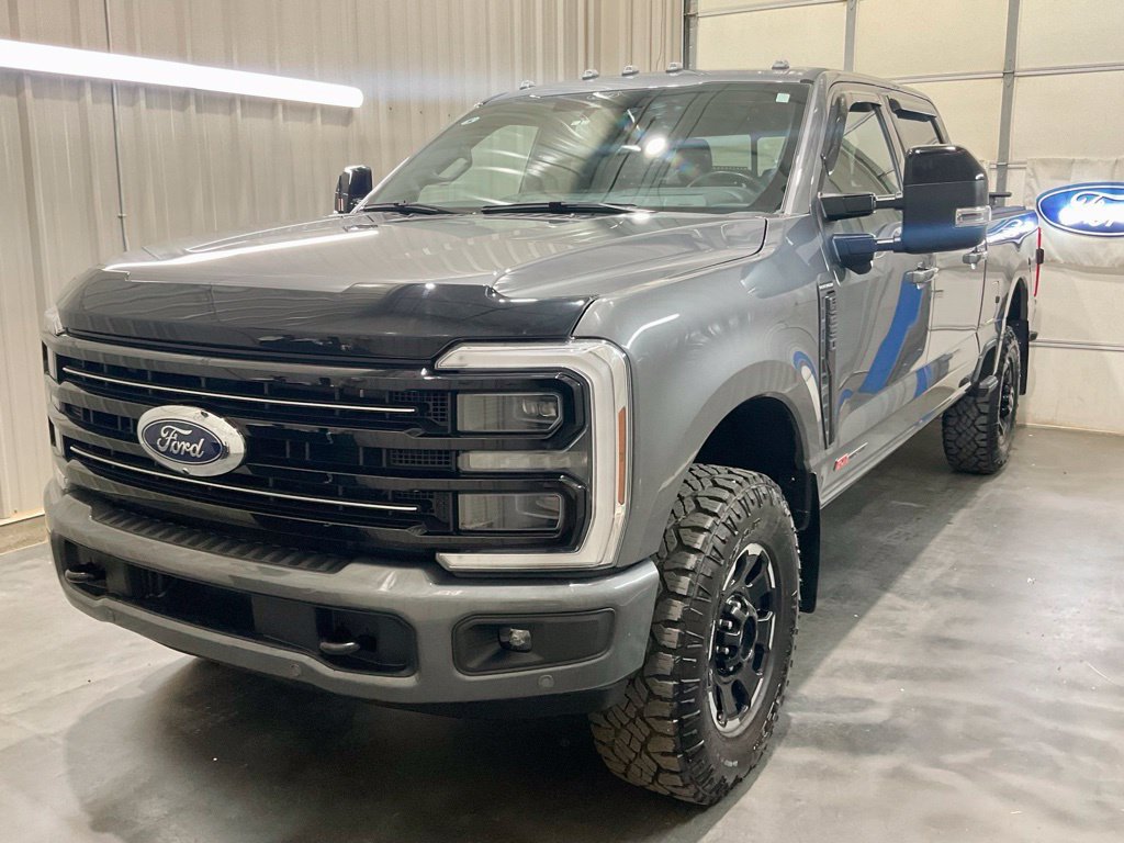 Used 2025 Ford F250 Platinum w/ Tremor Off-Road Package AWD/4WD image 4