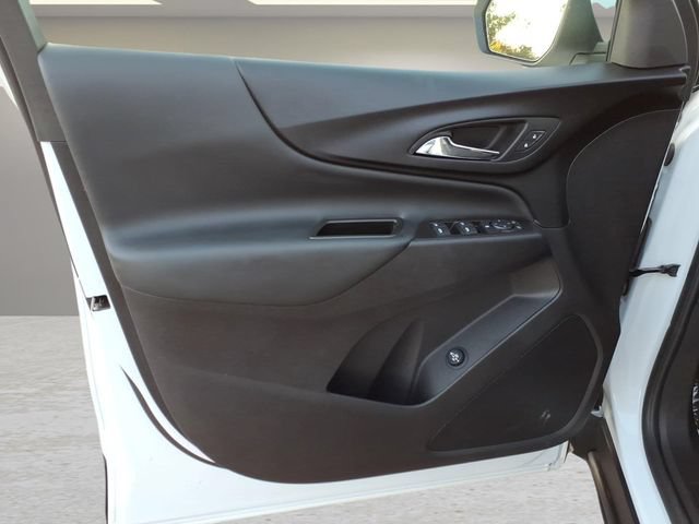 Used 2024 Chevrolet Equinox LT FWD image 14
