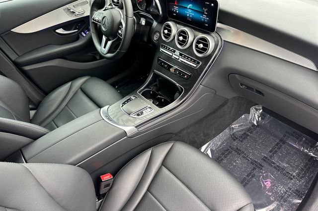 Used 2022 Mercedes-Benz GLC 300 4MATIC image 15