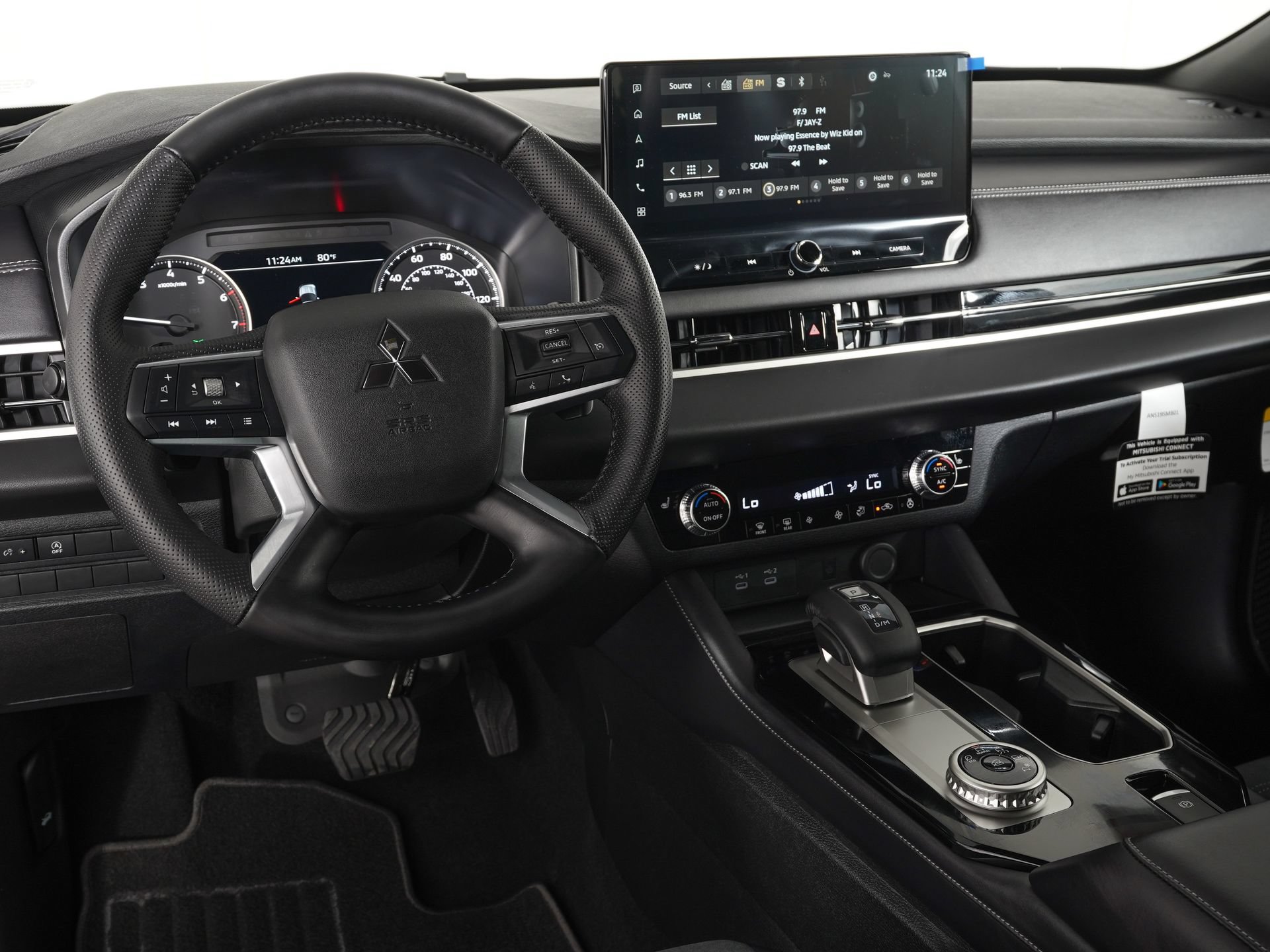 New 2026 Mitsubishi Outlander LE FWD image 11