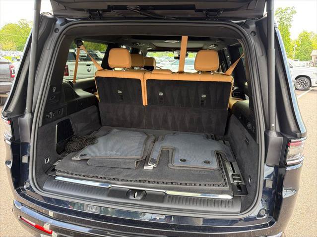Certified 2025 Jeep Grand Wagoneer L Series III w/ Rear Seat Video Group 1 AWD/4WD image 21